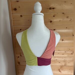 NWT Outdoor Voices Venus crop top size small